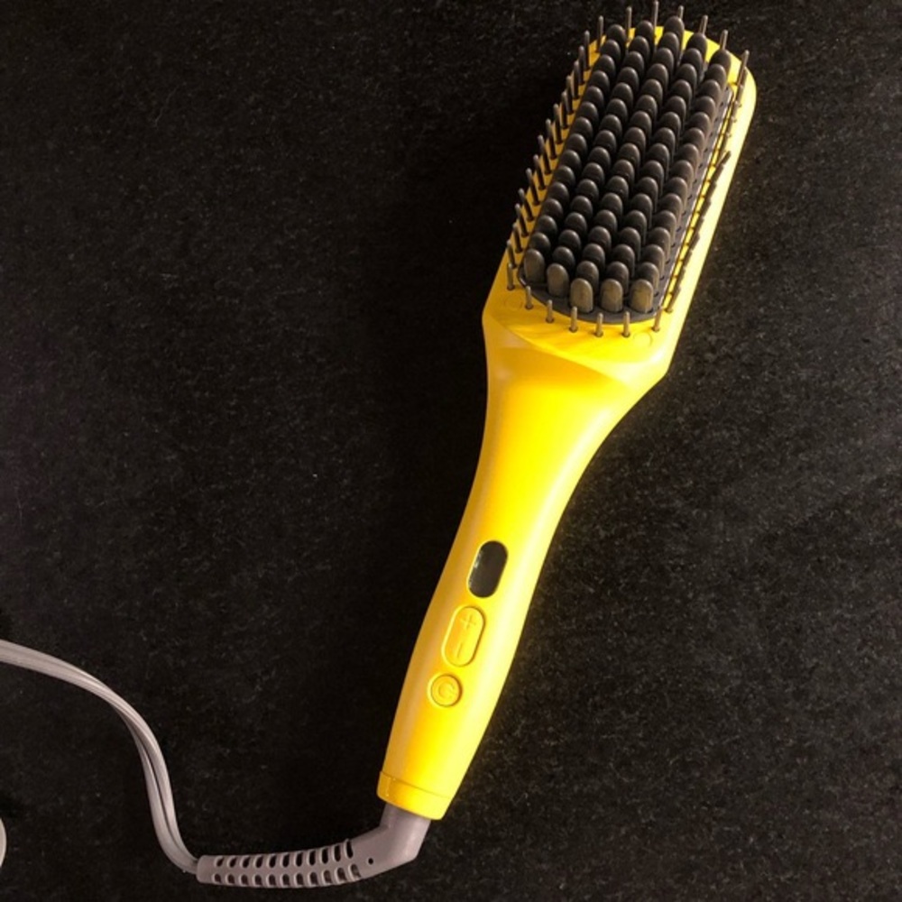Dry Bar Straightening Brush